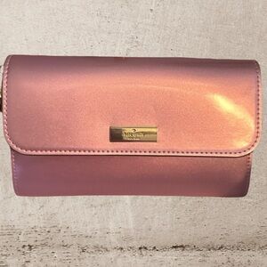 Kate Spade NWT and box Kenzie wristlet or clutch